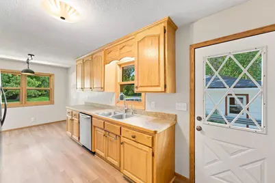 2808 Laport Drive, Mounds View, MN 55112 - Photo 10