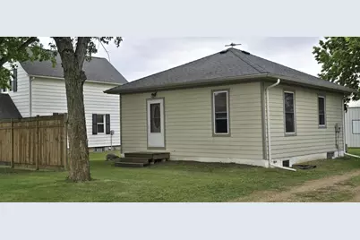 101 Wilson Street, Springfield, MN 56087 - Photo 2