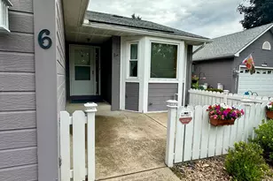 6 Oak Ridge Trail, Circle Pines, MN 55014 - Photo 2