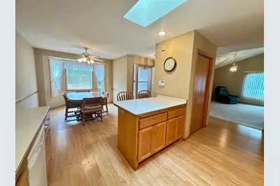 6 Oak Ridge Trail, Circle Pines, MN 55014 - Photo 4