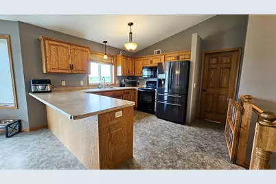 2019 Martini Drive, Sauk Rapids, MN 56379 - Photo 2