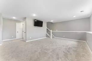 727 Towne Dr NE, Byron, MN 55920 - Photo 6