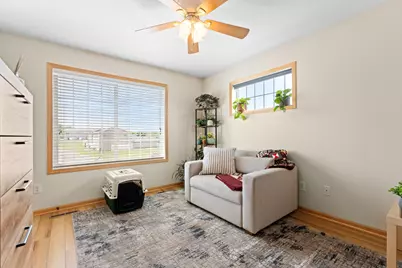 519 Pointe Court SW, Rochester, MN 55902 - Photo 16