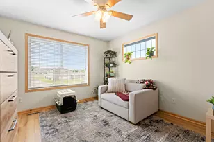 519 Pointe Ct SW, Rochester, MN 55902 - Photo 16