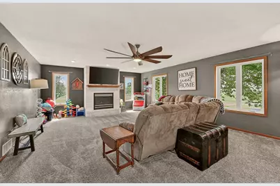 42219 Highway 58 Boulevard, Zumbrota, MN 55992 - Photo 8