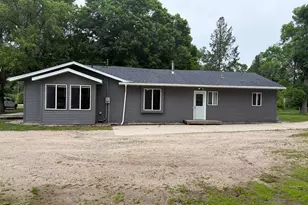 106 Cornwell Ave, New York Mills, MN 56567 - Photo 2