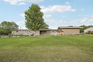 320 N West St, Belle Plaine, MN 56011 - Photo 52