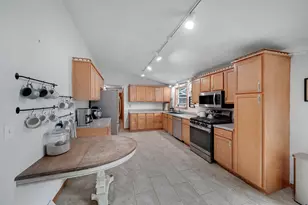 320 N West St, Belle Plaine, MN 56011 - Photo 8