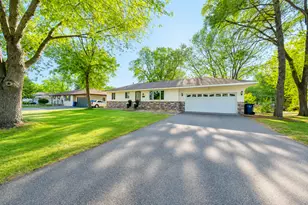 16515 Flagstaff Ave W, Rosemount, MN 55068 - Photo 2