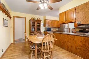 415 N 8th St, River Falls, WI 54022 - Photo 16