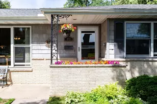415 N 8th St, River Falls, WI 54022 - Photo 4