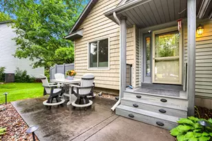7842 20th St N, Oakdale, MN 55128 - Photo 4