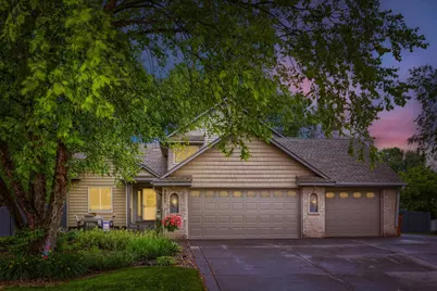 7842 20th Street N, Oakdale, MN 55128 - Photo 2