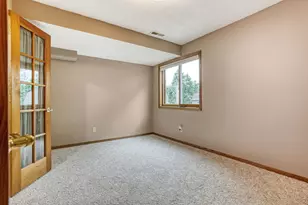 7842 20th St N, Oakdale, MN 55128 - Photo 18