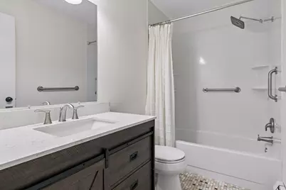 14630 Garrett Avenue #401, Apple Valley, MN 55124 - Photo 6