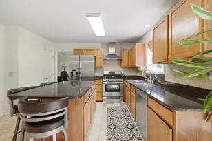 4918 Rusten Rd, Eagan, MN 55122 - Photo 8