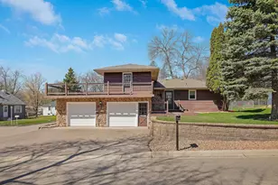 2930 Bay St, Minnetonka, MN 55391 - Photo 2