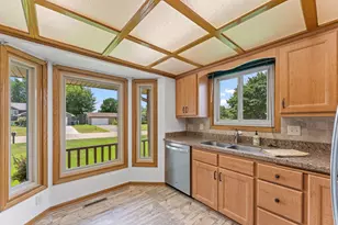 2416 95th Ave N, Brooklyn Park, MN 55444 - Photo 10