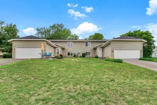 17627 Ionia Ct, Lakeville, MN 55044 - Photo 38
