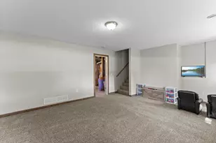 504 S Maple St, Belle Plaine, MN 56011 - Photo 24
