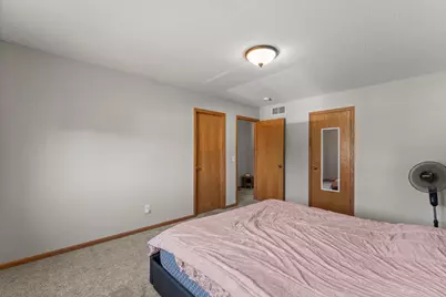 504 S Maple Street, Belle Plaine, MN 56011 - Photo 16
