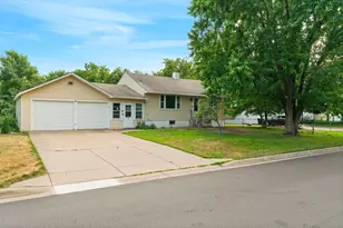 638 Tyler St, Anoka, MN 55303 - Photo 1