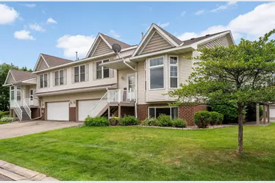 20683 Hampshire Way, Lakeville, MN 55044 - Photo 2