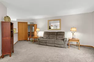 5932 Hillcrest Rd, Mound, MN 55364 - Photo 8