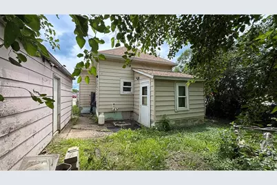308 W College Drive, Marshall, MN 56258 - Photo 4