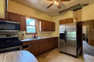 308 W College Dr, Marshall, MN 56258 - Photo 14