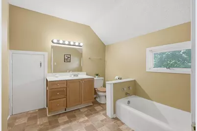 180 S Plum Street, Ellsworth, WI 54011 - Photo 20