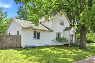 180 S Plum St, Ellsworth, WI 54011 - Photo 4