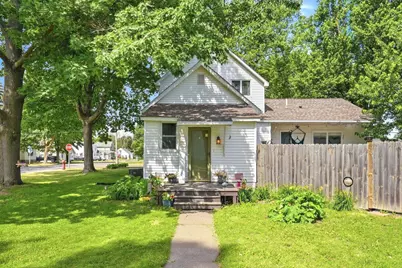 180 S Plum Street, Ellsworth, WI 54011 - Photo 30