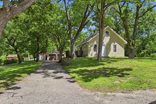 814 Minnesota Blvd, Saint Cloud, MN 56304 - Photo 1