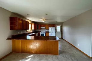 305 E Fillmore, Mabel, MN 55954 - Photo 8