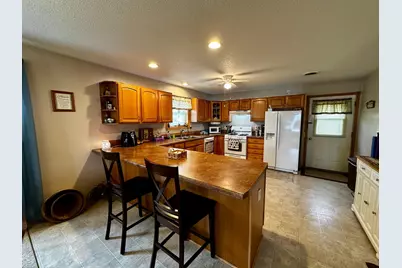 305 E Fillmore, Mabel, MN 55954 - Photo 6