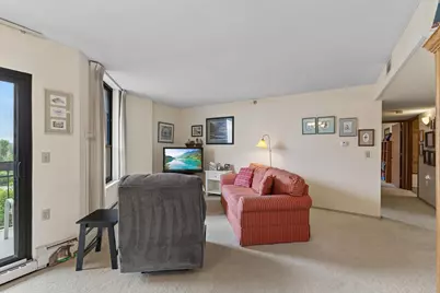 6615 Lake Shore Drive S #1009, Richfield, MN 55423 - Photo 14