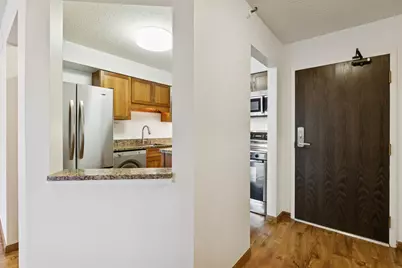 78 10th Street E #806, Saint Paul, MN 55101 - Photo 8