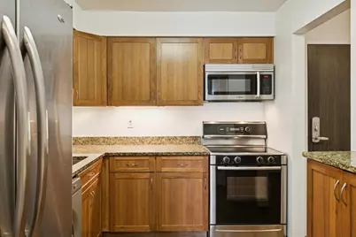 78 10th Street E #806, Saint Paul, MN 55101 - Photo 10
