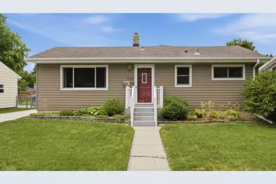 903 19th Street N, Moorhead, MN 56560 - Photo 1