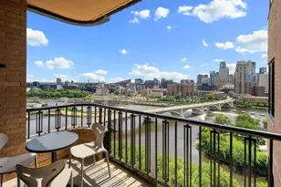 110 Bank St SE, Minneapolis, MN 55414 - Photo 20