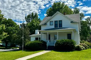 410 1st Ave SE, Harmony, MN 55939 - Photo 2