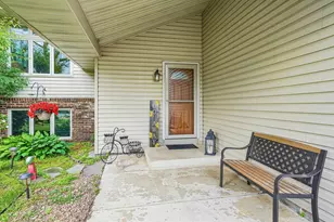 4258 Valley Forge Pl, Eagan, MN 55123 - Photo 2