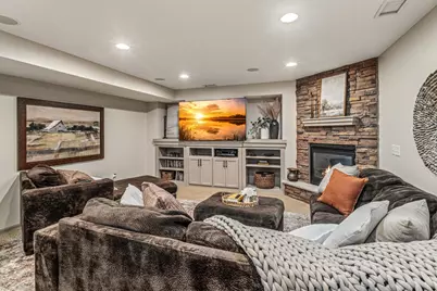 9908 Toledo Drive N, Brooklyn Park, MN 55443 - Photo 32