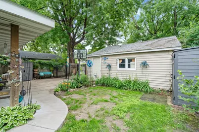 1776 Minnehaha Avenue W, Saint Paul, MN 55104 - Photo 40