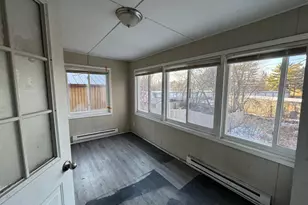 633 Parkway Dr, Saint Paul, MN 55106 - Photo 10