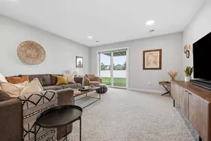 17854 Hamburg Ave, Lakeville, MN 55044 - Photo 32