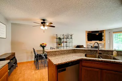 4793 Grenwich Road N, Oakdale, MN 55128 - Photo 18