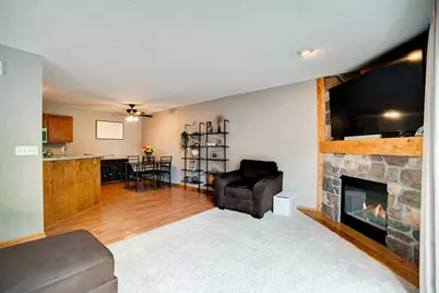 4793 Grenwich Road N, Oakdale, MN 55128 - Photo 6