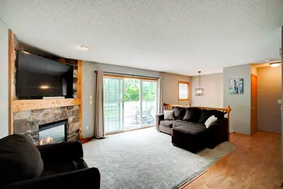 4793 Grenwich Road N, Oakdale, MN 55128 - Photo 10